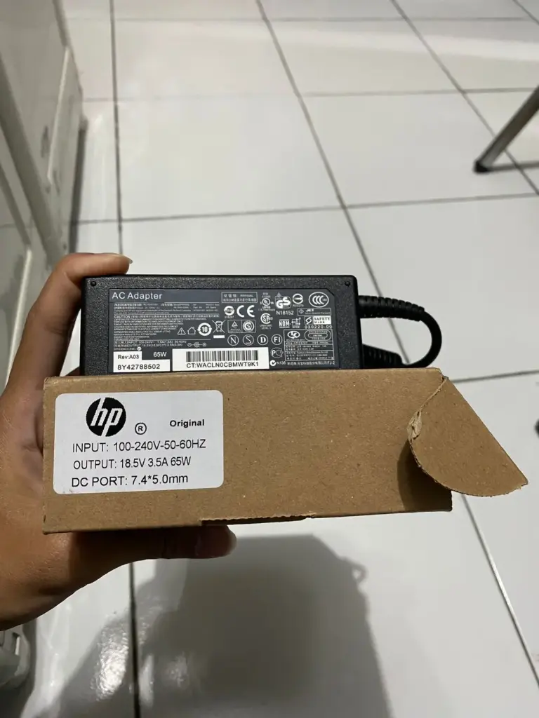 Charger HP 18.5V3.5A 7.4*5.0 65W Lubang Besar